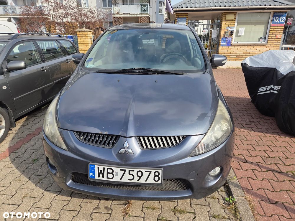 Mitsubishi Grandis - 20