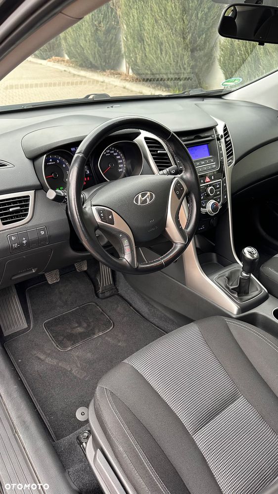Hyundai i30 1.4 Comfort - 26