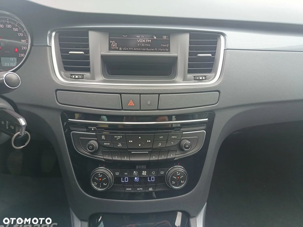 Peugeot 508 HDi FAP 140 Active - 12