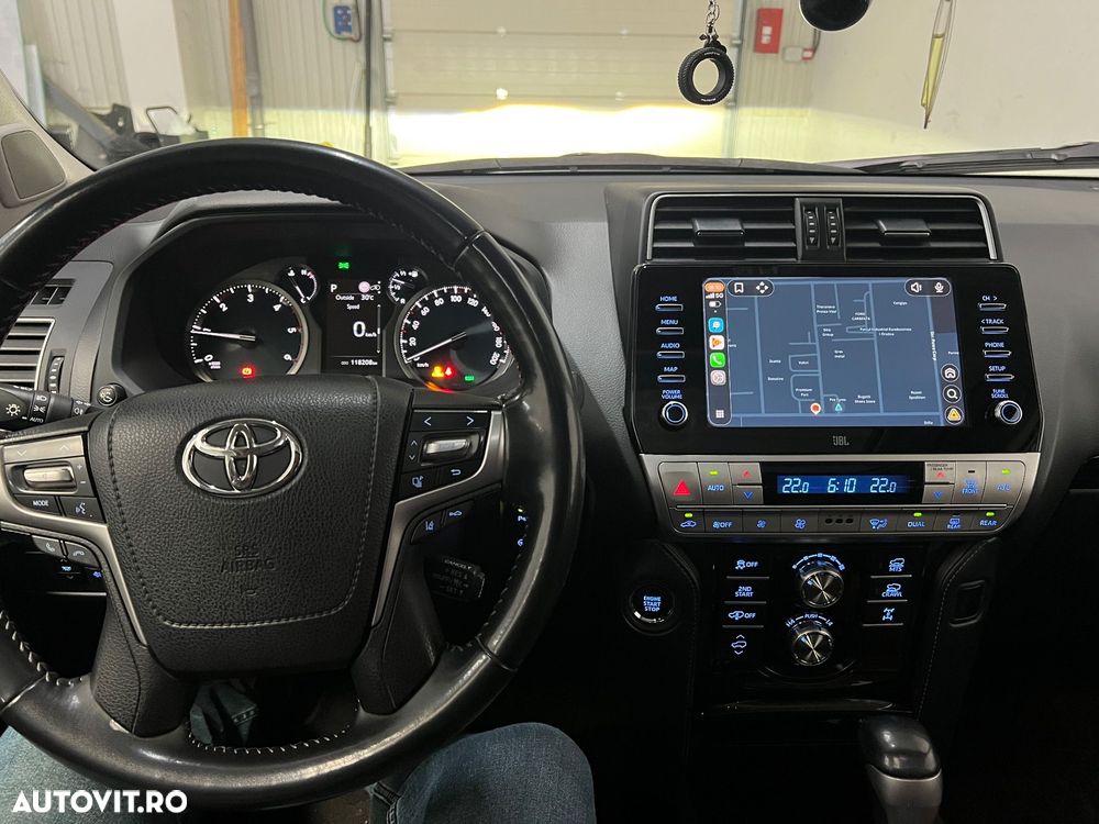 Toyota Land Cruiser 2.8l D-4D 204 CP A/T Luxury Black Matte Edition - 12