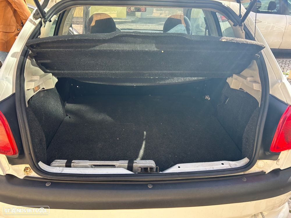 Peugeot 206 1.4 HDi XR - 12