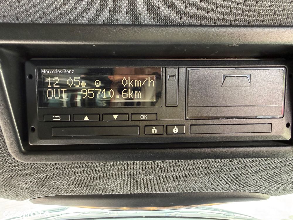 Mercedes-Benz SPRINTER 516 - 18