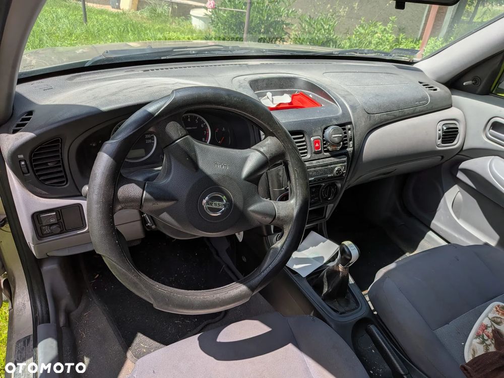 Nissan Almera 1.5 Acenta - 4