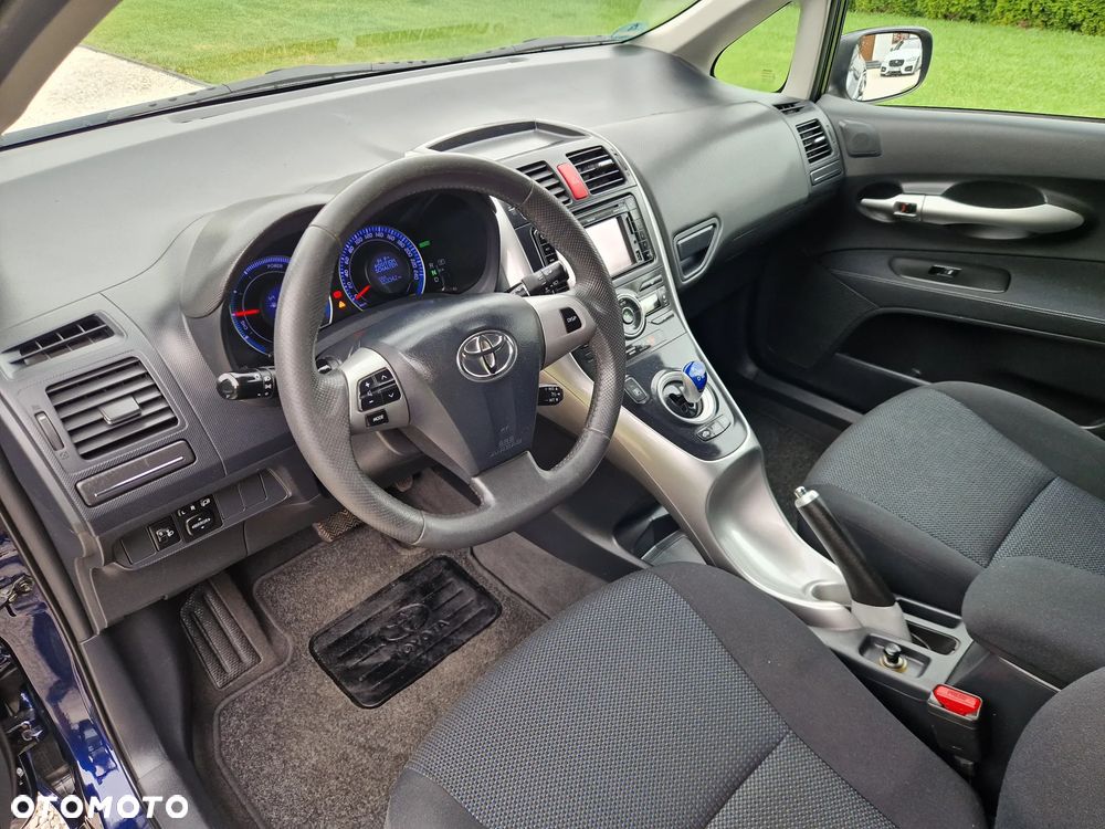 Toyota Auris - 33