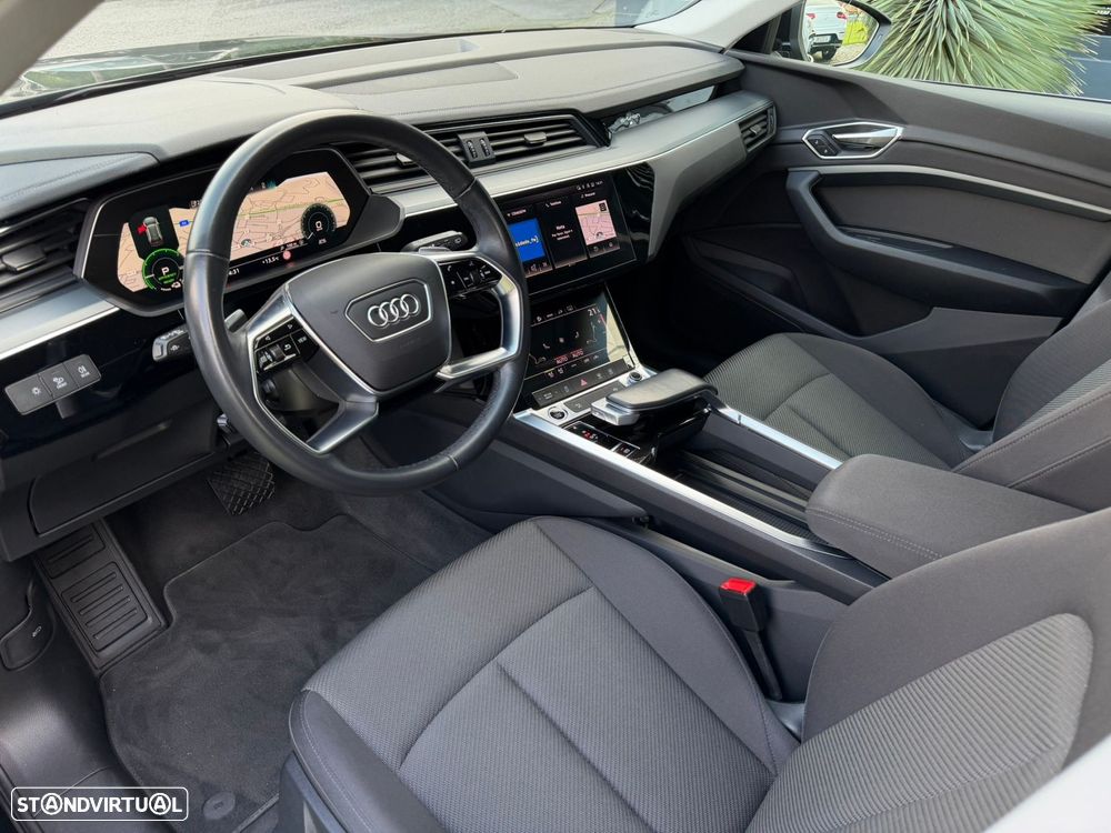 Audi Q8 e-Tron 55 quattro Advanced - 2
