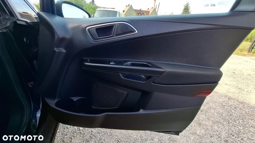 Ford B-MAX 1.5 TDCi Titanium X - 26