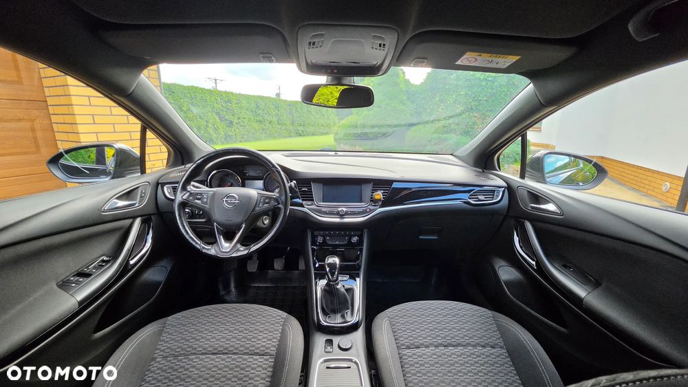 Opel Astra 1.6 CDTI Business - 26