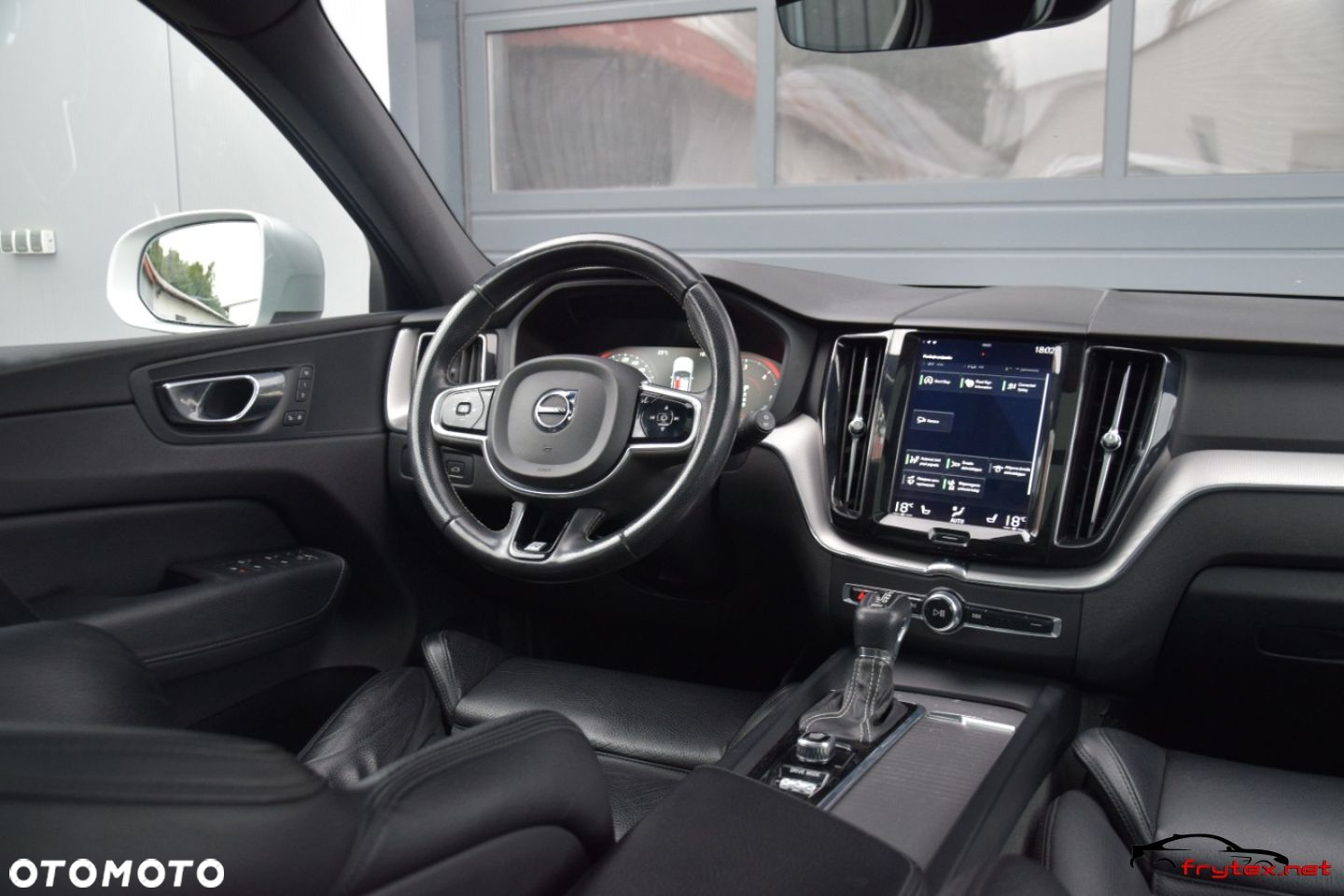 Volvo XC 60 - 24