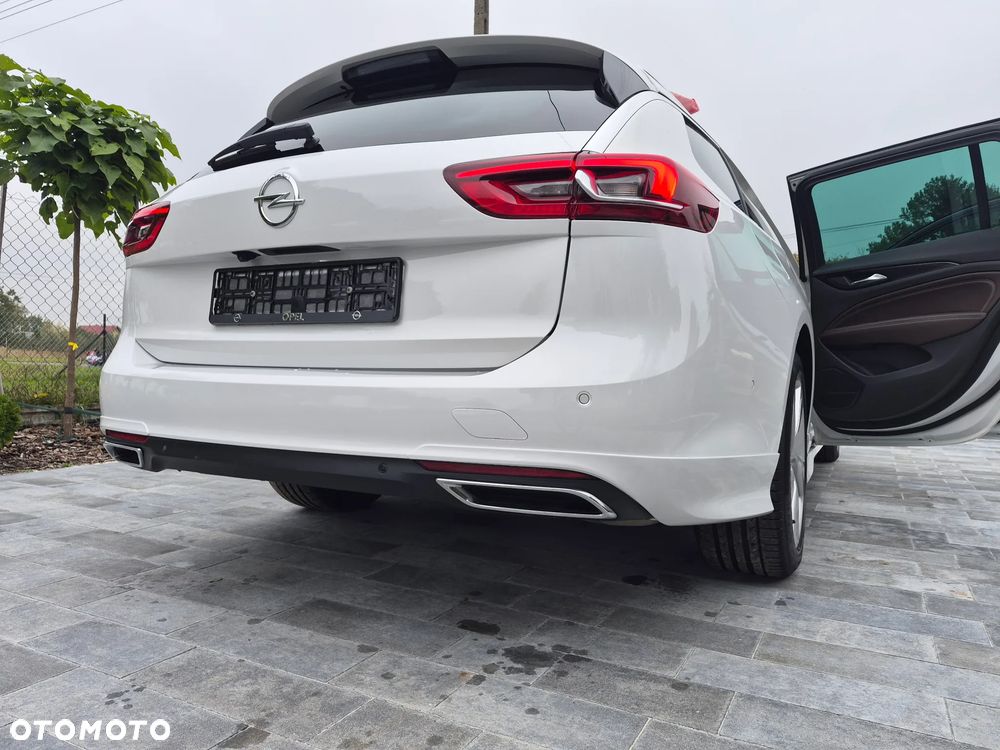 Opel Insignia 2.0 T 4x4 Innovation S&S - 13