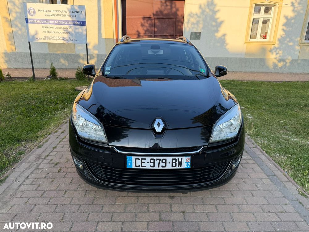 Renault Megane ENERGY dCi 110 Start & Stop Bose Edition - 2