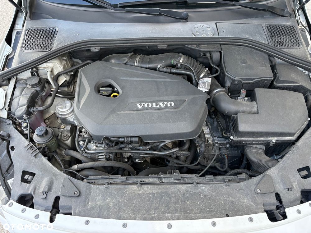Volvo V60 T4 Geartronic Powershift Momentum - 37