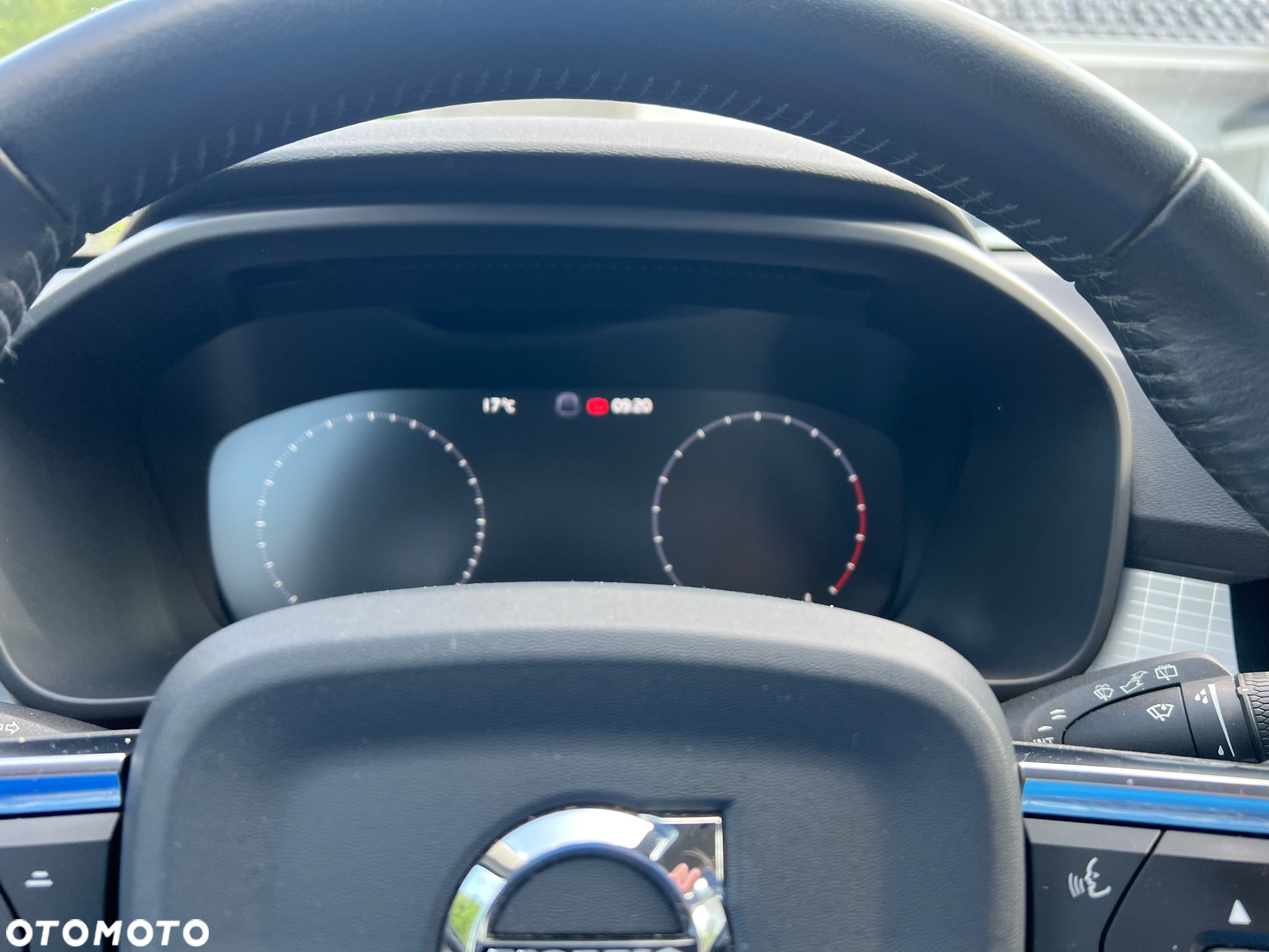 Volvo XC 40 T3 Geartronic Momentum Pro - 17