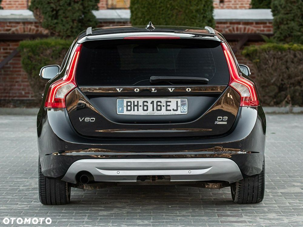 Volvo V60 D4 R-Design Momentum - 15