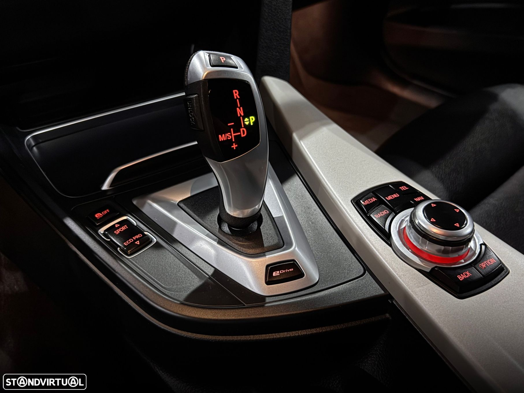 BMW 330 e iPerformance Pack M Shadow - 28