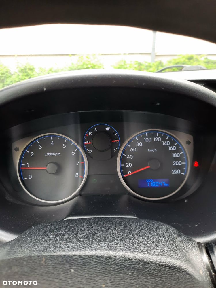 Hyundai i20 - 10