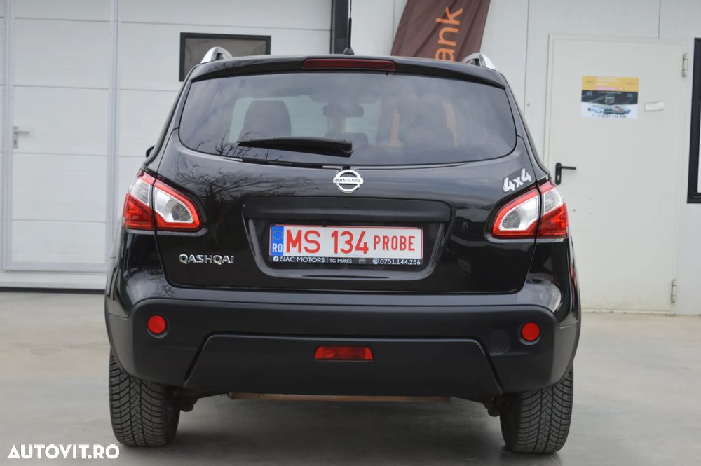 Nissan Qashqai 2.0 4 x 4 tekna - 19