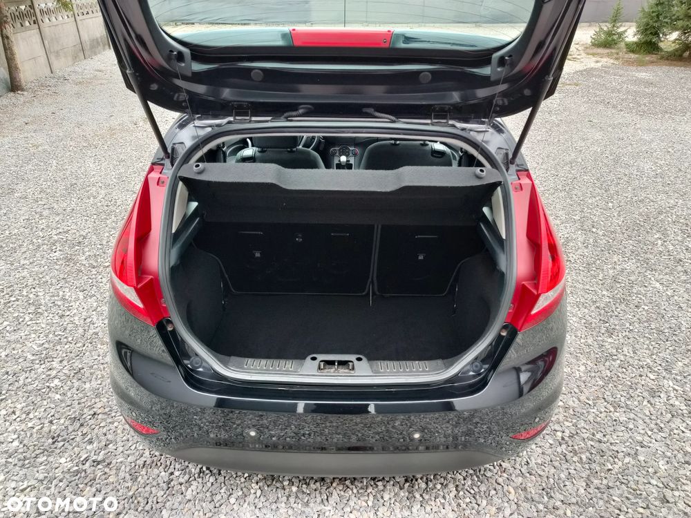 Ford Fiesta 1.25 Platinium X - 15