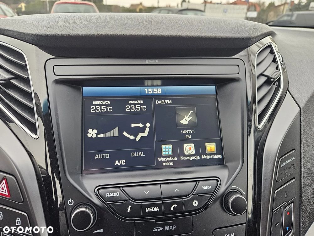 Hyundai i40 Kombi blue 1.6 Trend - 23