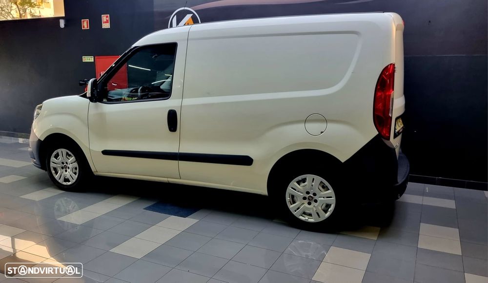 Fiat DOBLO 1.3 - 3 LUGARES - 3