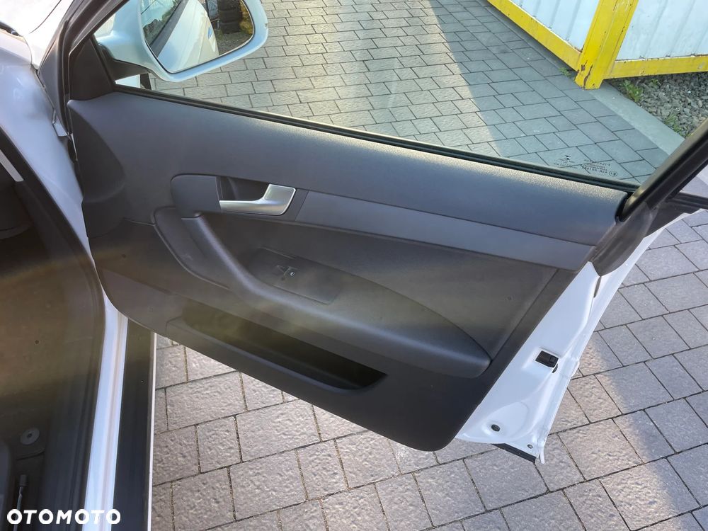 Audi A3 Sportback 1.6 TDI DPF Ambition - 24