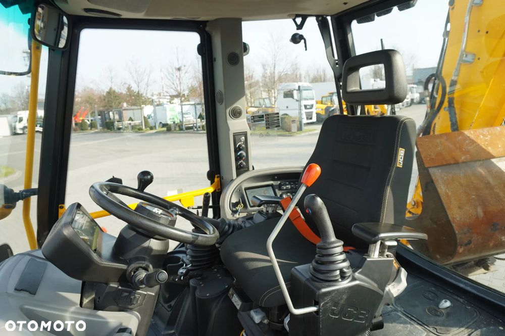 JCB 4CX PRO / 4000 MTH! / 2022 / joysticki / 4 szt - 20