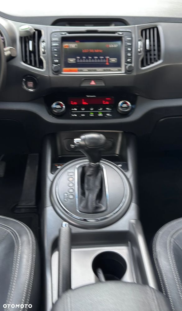 Kia Sportage 2.0 CVVT 4WD Automatik Spirit - 33