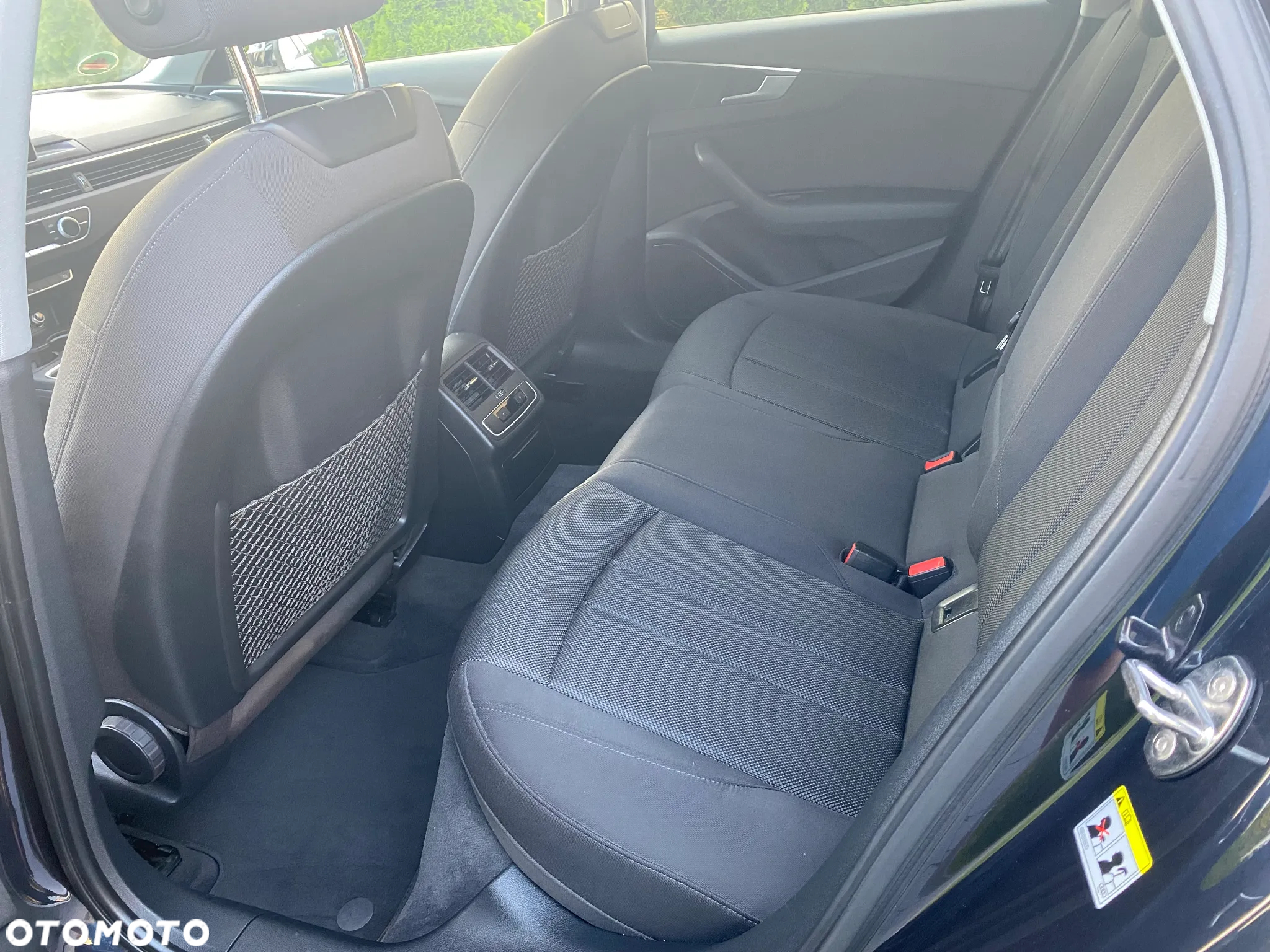 Audi A4 2.0 TDI - 11