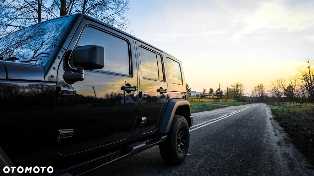 Jeep Wrangler - 8