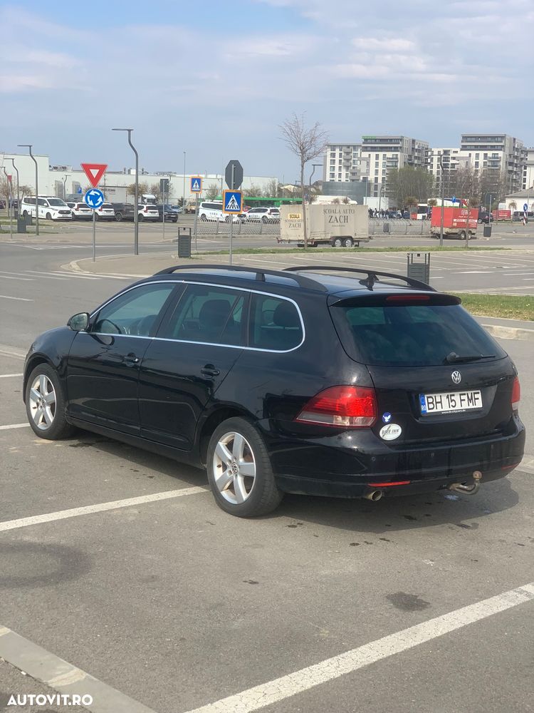 Volkswagen Golf 1.6 TDI DPF BlueMotion - 4