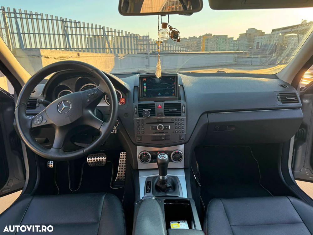 Mercedes-Benz C - 3