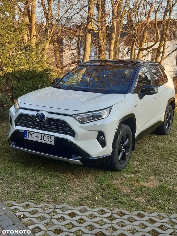 Toyota RAV4 - 1