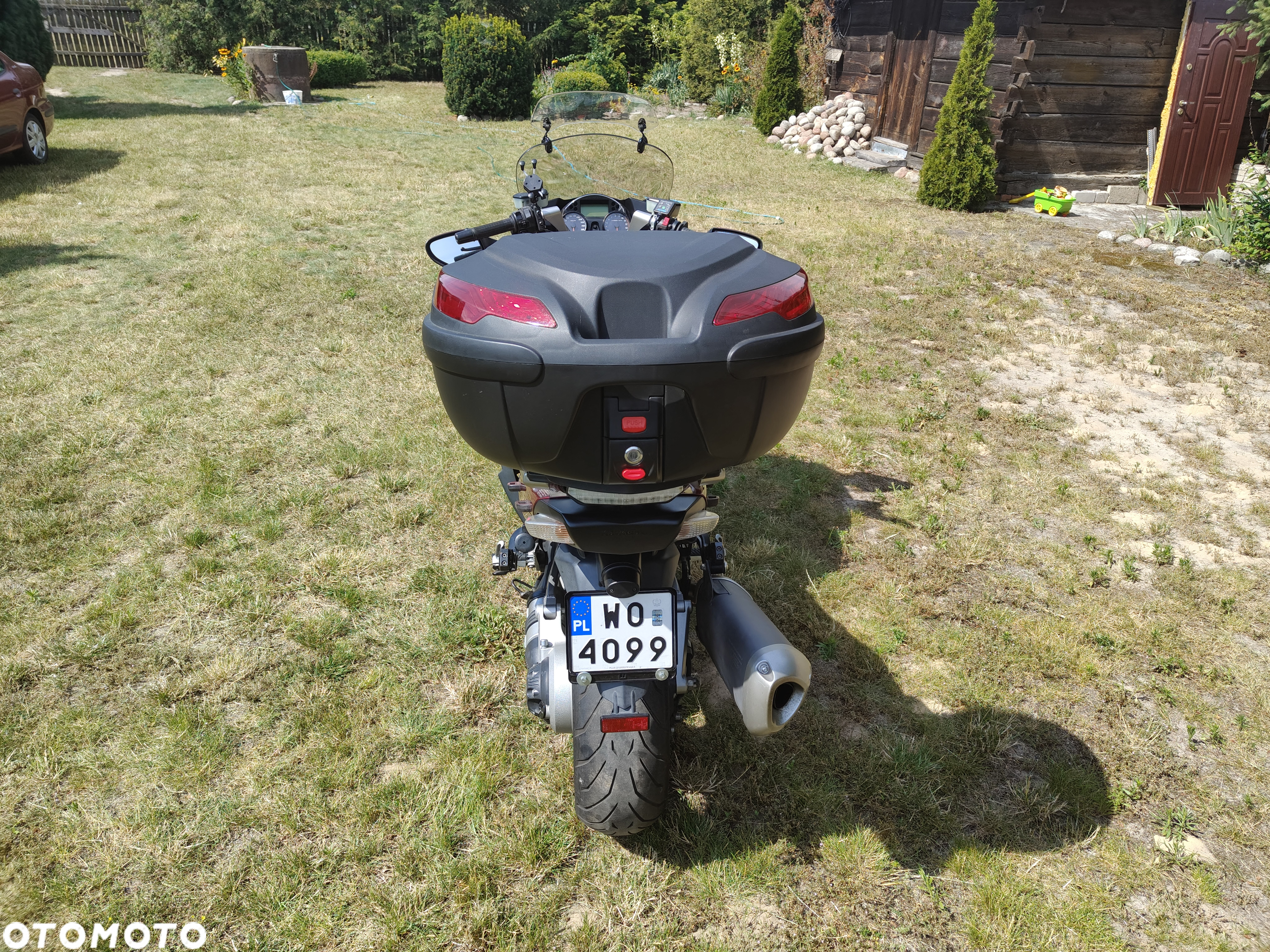 Kawasaki Concours - 11