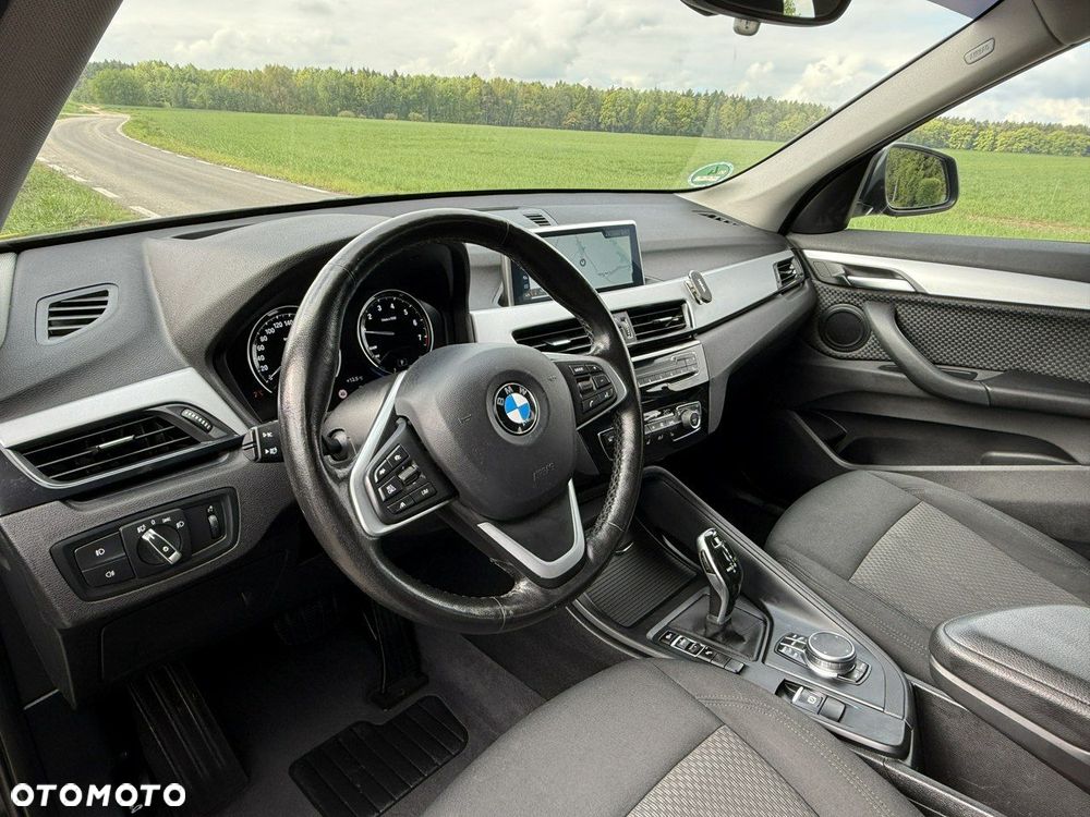 BMW X1 sDrive18i Advantage - 22