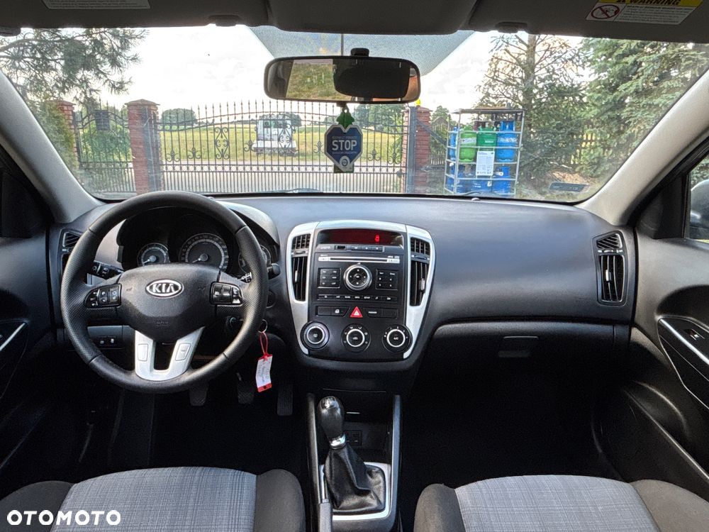 Kia Ceed 1.4 CVVT Vision - 34