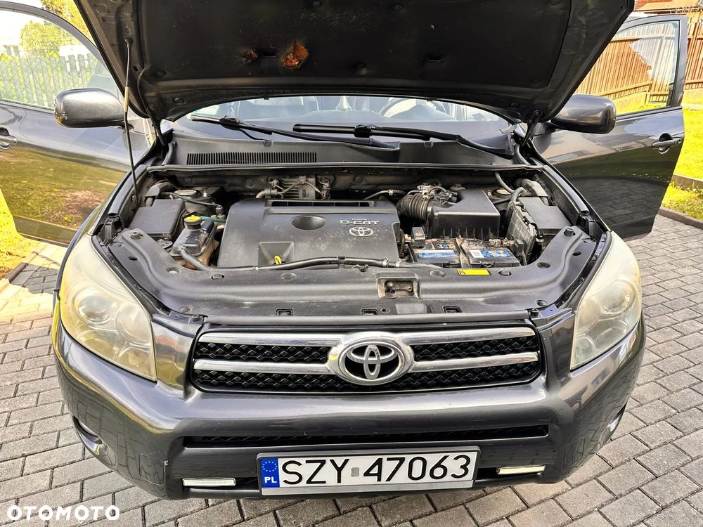 Toyota RAV4 2.2 D-4D X - 17