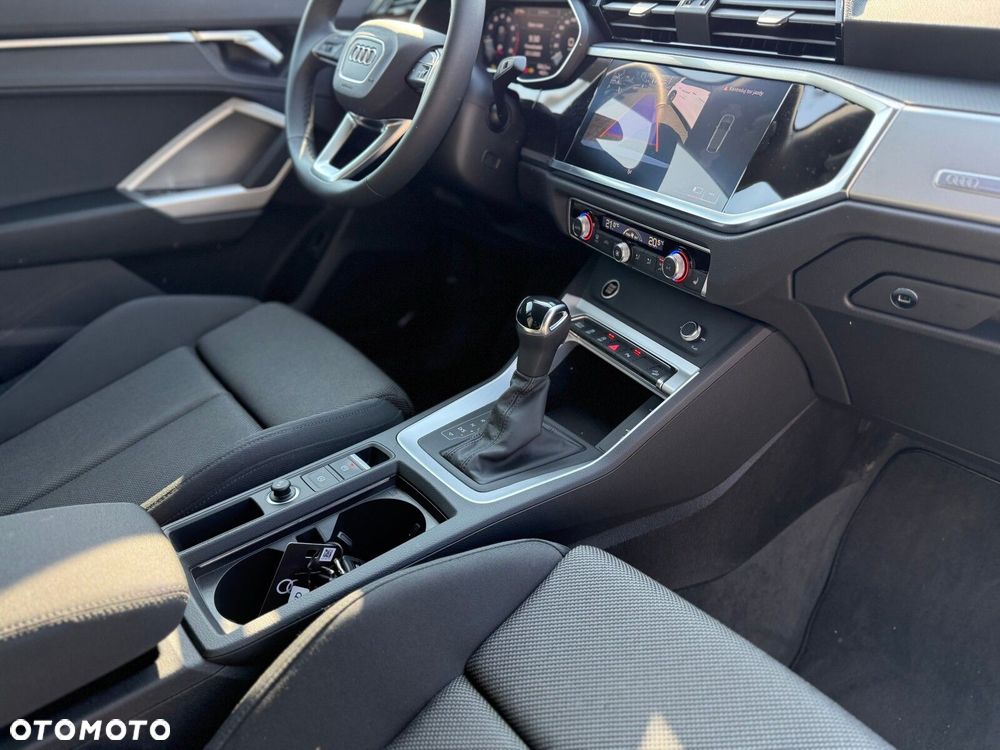 Audi Q3 Sportback - 19