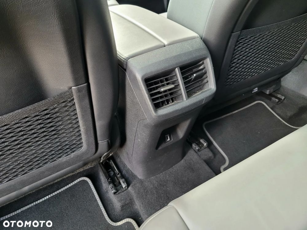 Citroën C5 Aircross 180 e-EAT8 MAX - 17