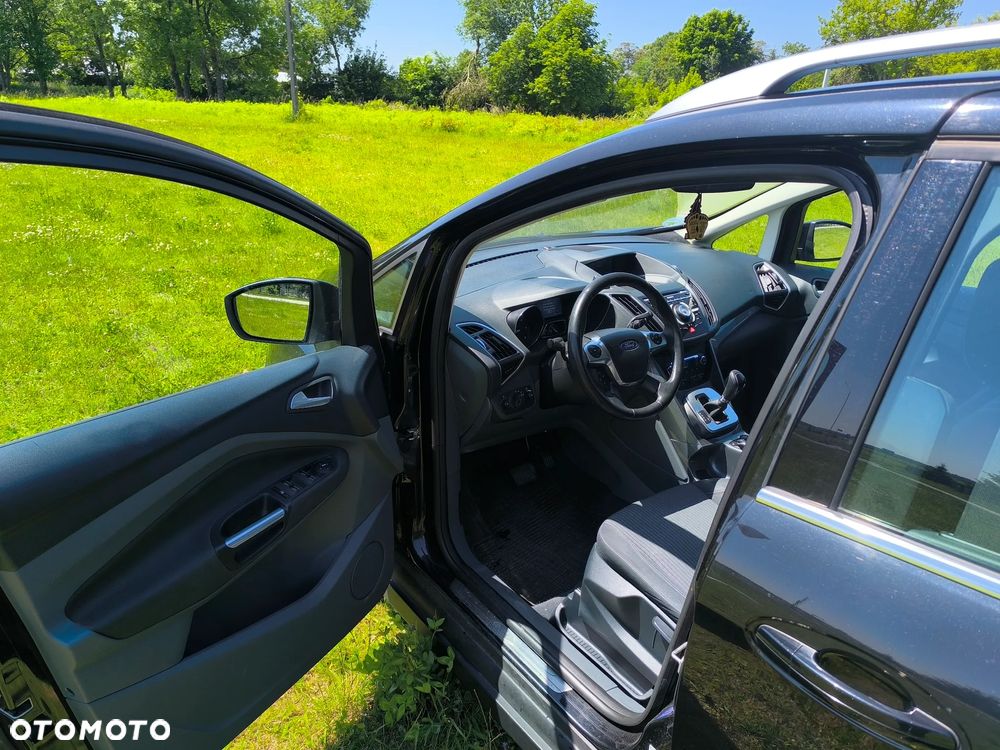 Ford Grand C-MAX - 3