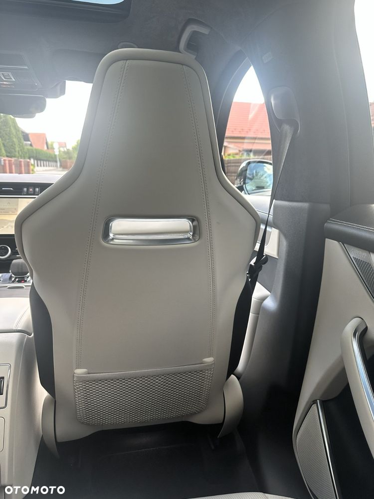 Jaguar F-Pace - 27