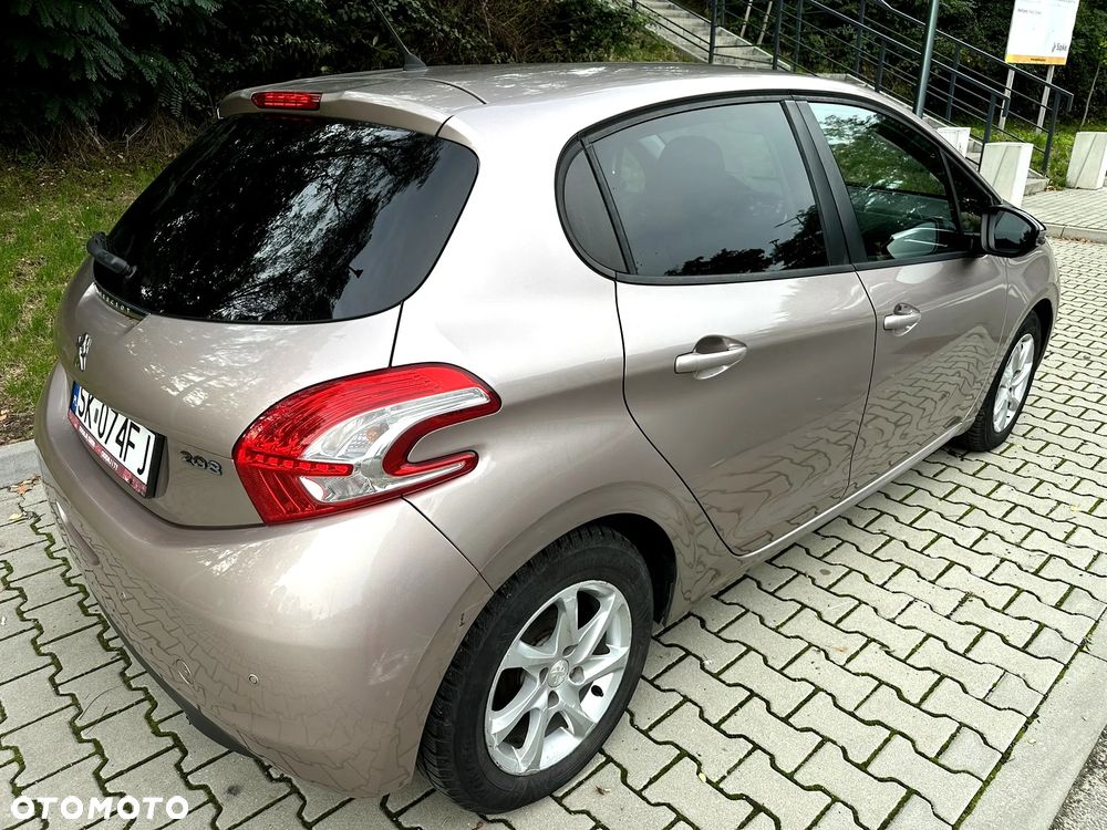 Peugeot 208 1.2 PureTech Style - 2