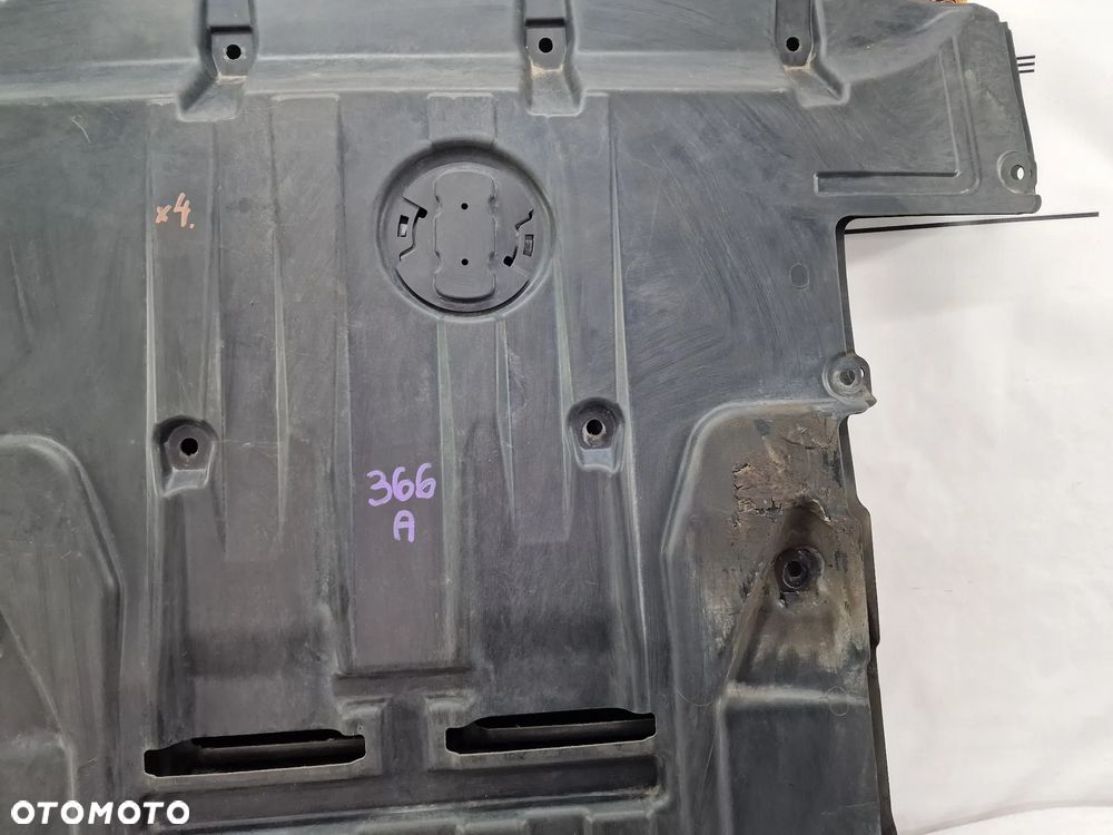 MERCEDES SPRINTER W907 / W910 20- PŁYTA / OSŁONA POD SILNIK , NR A9075200000 , NR AUKCJI NSŁ366 - 4