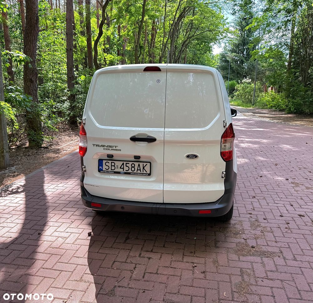 Ford Transit Courier - 6
