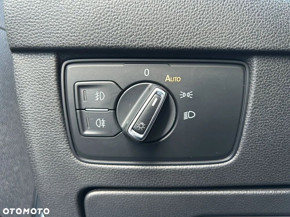 Volkswagen Passat Variant 1.5 TSI EVO Business DSG - 22