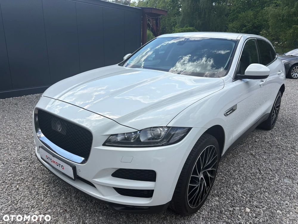 Jaguar F-Pace 2.0 i4D AWD R-Sport - 2