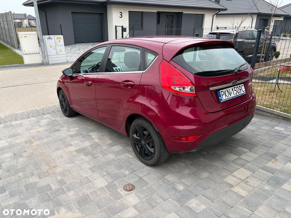 Ford Fiesta 1.4 Champions Edition - 6