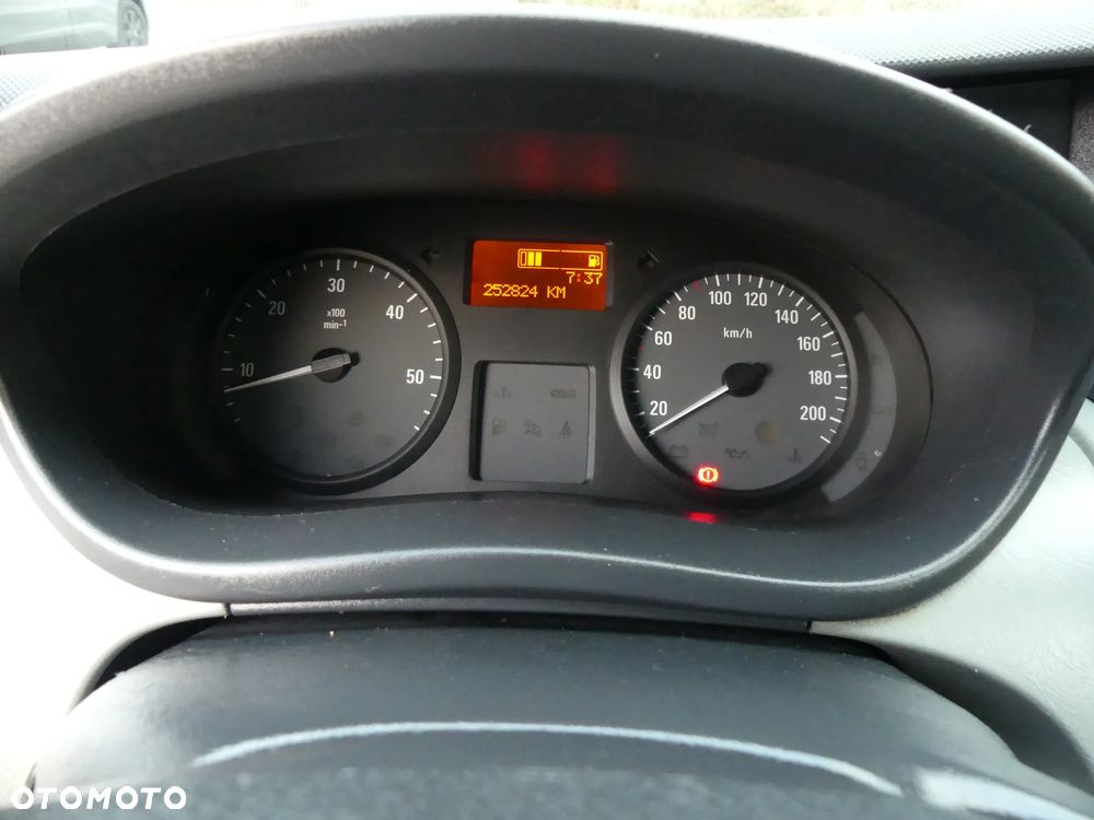 Opel VIVARO 2.0CDTI*115KM*2011 - 9