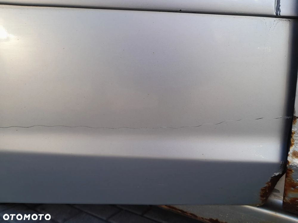 FORD FOCUS MK2 DRZWI PRAWE TYLNE PRAWY TYŁ SEDAN KOLOR: 03 - 5