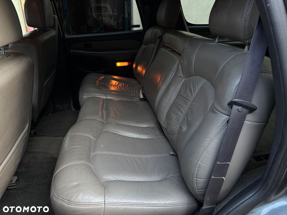 Chevrolet Tahoe - 13