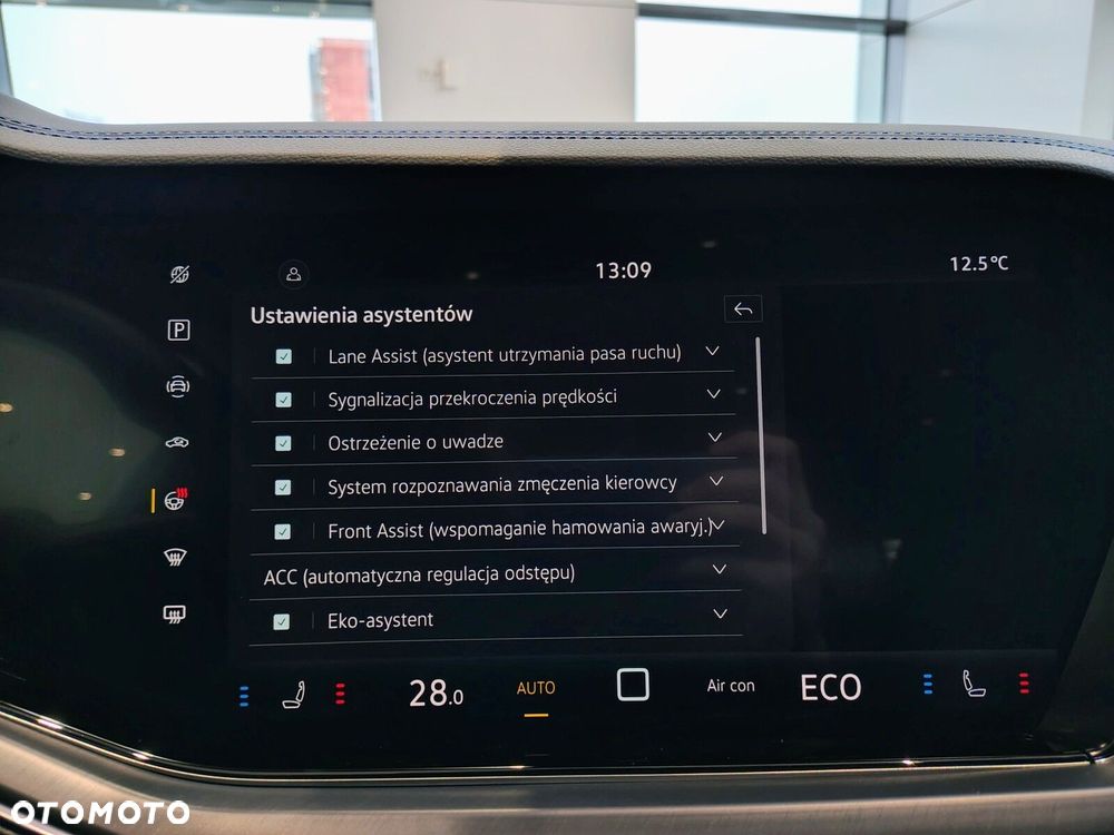 Volkswagen Touareg - 26