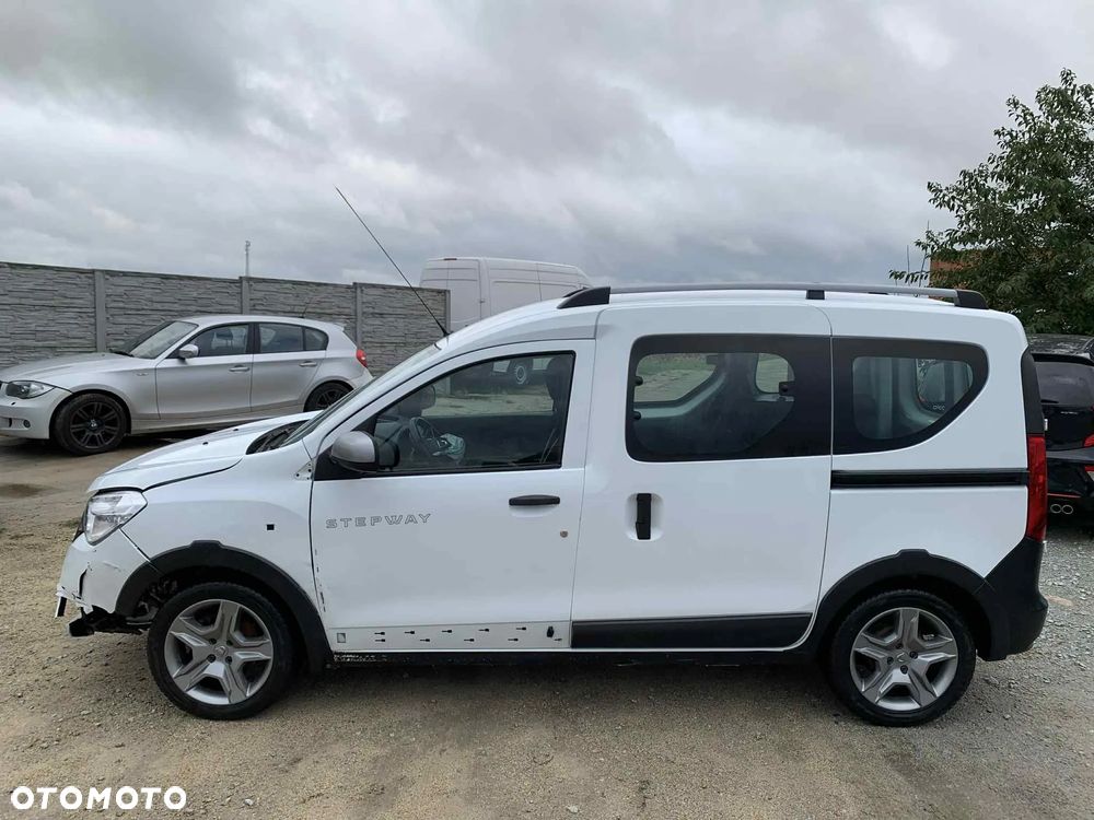 Dacia Dokker TCe 115 Stepway - 31